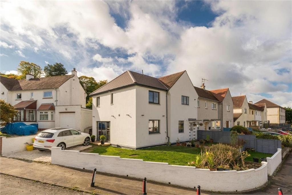Dreghorn House 4 Bedrooms 3 Toilets 3 Reception Free Parking 233 Mbp Wifi EDI Kültér fotó