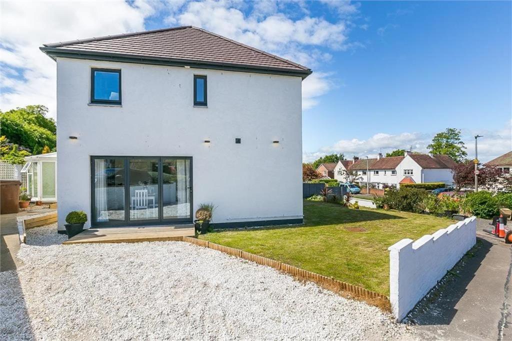 Dreghorn House 4 Bedrooms 3 Toilets 3 Reception Free Parking 233 Mbp Wifi EDI Kültér fotó
