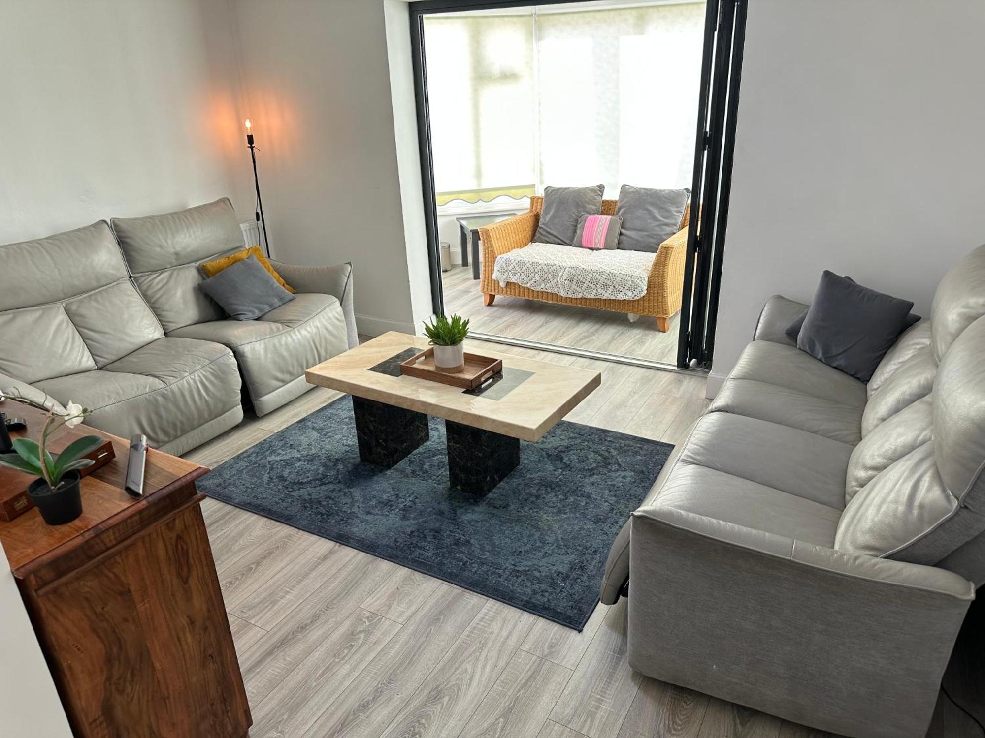 Dreghorn House 4 Bedrooms 3 Toilets 3 Reception Free Parking 233 Mbp Wifi EDI Kültér fotó
